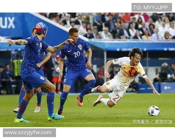 西安足球队在总决赛积分榜上以86分稳居第一名展现强劲实力 西安足球队在总决赛积分榜上以86分稳居第一名展现强劲实力